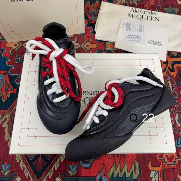 Picture of Alexander McQueen Shoes _SKUAlexanderMcqueensz35-45SF0311446